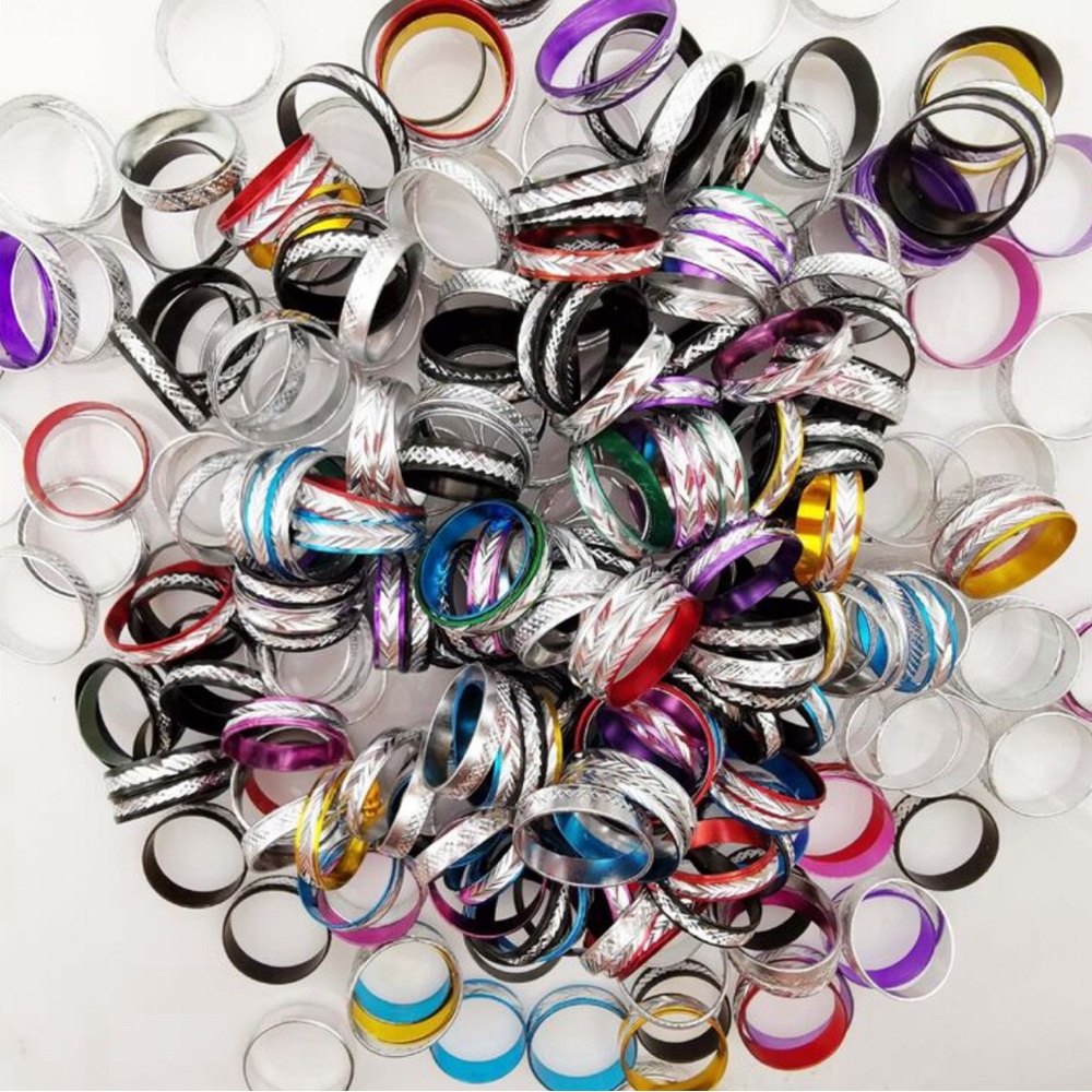 100Piece 1 Pack Random Color Random Size Fashion Colorful Aluminium Finger Rings